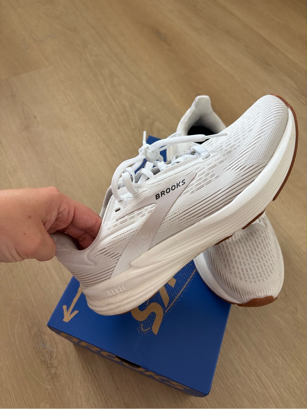 Brooks White Athletic Running Shoes with Gum Outsole